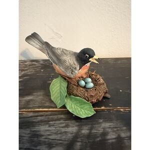 Lenox American Robin Bird Figurine 1989 - Porcelain - Nest w/ Eggs - EUC
